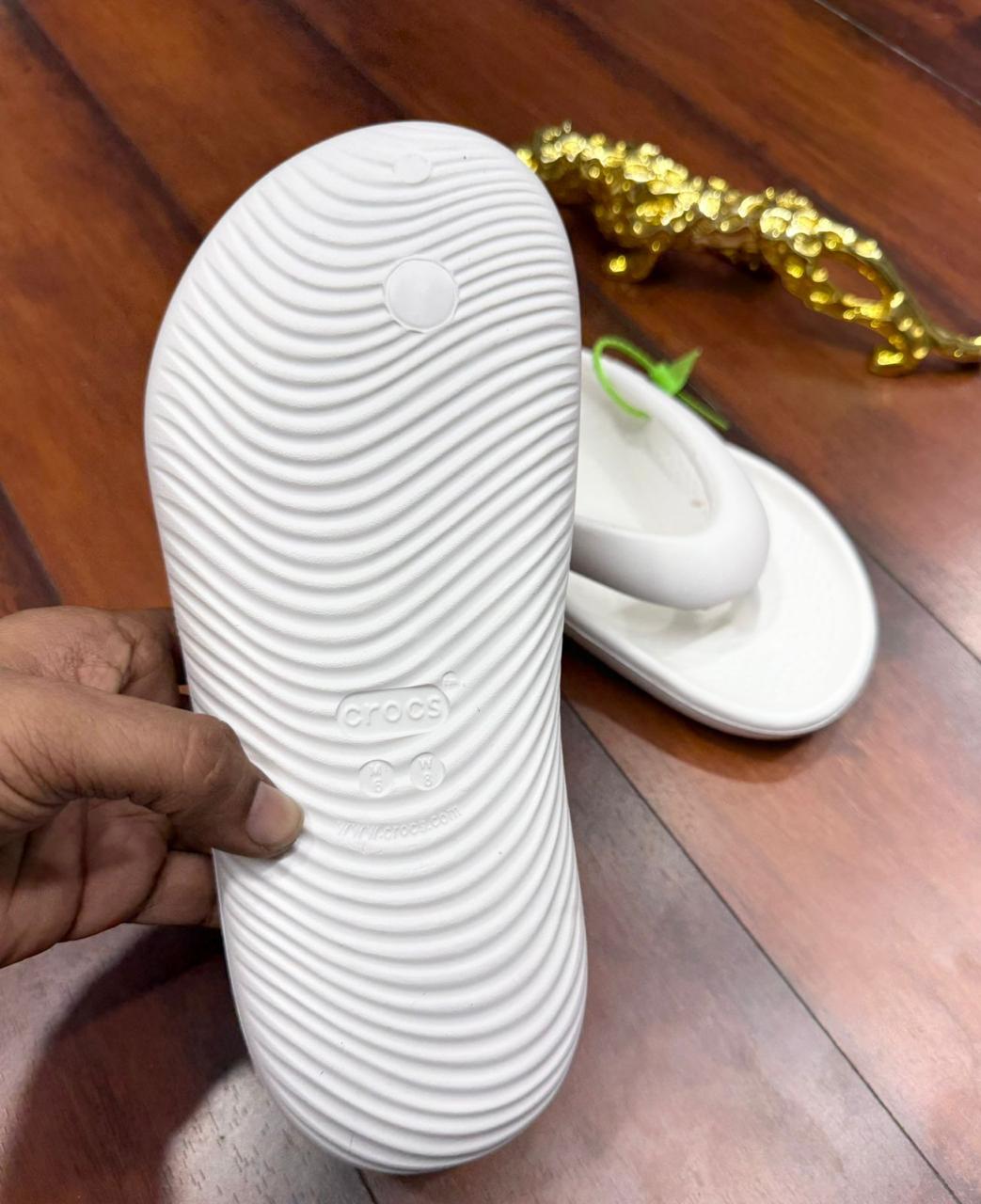 Premium Comfort Flip Flops – Lightweight Everyday Slippers