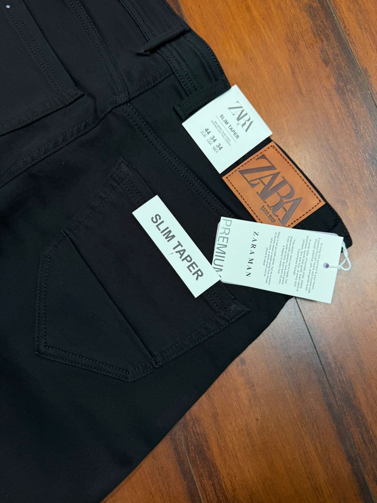 Black Jeans